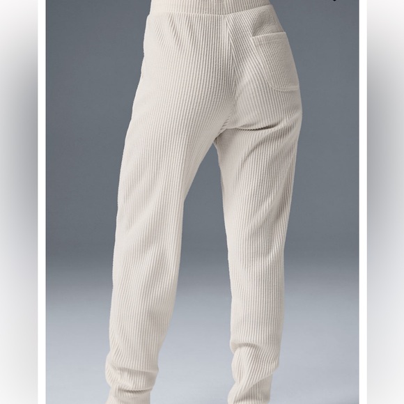 ALO Yoga Ivory Muse Set : Hoodie & Sweatpants Small NWT - Picture 9 of 12